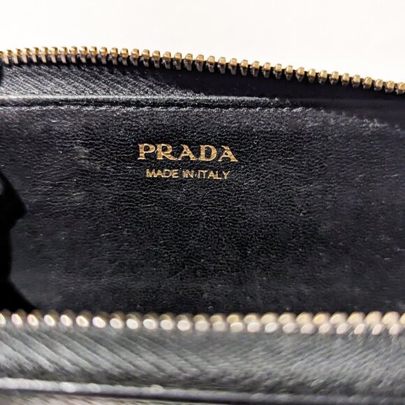 PRADA Key Holder - Black Saffiano Leather Pouch Wallet - Picture 4 of 5